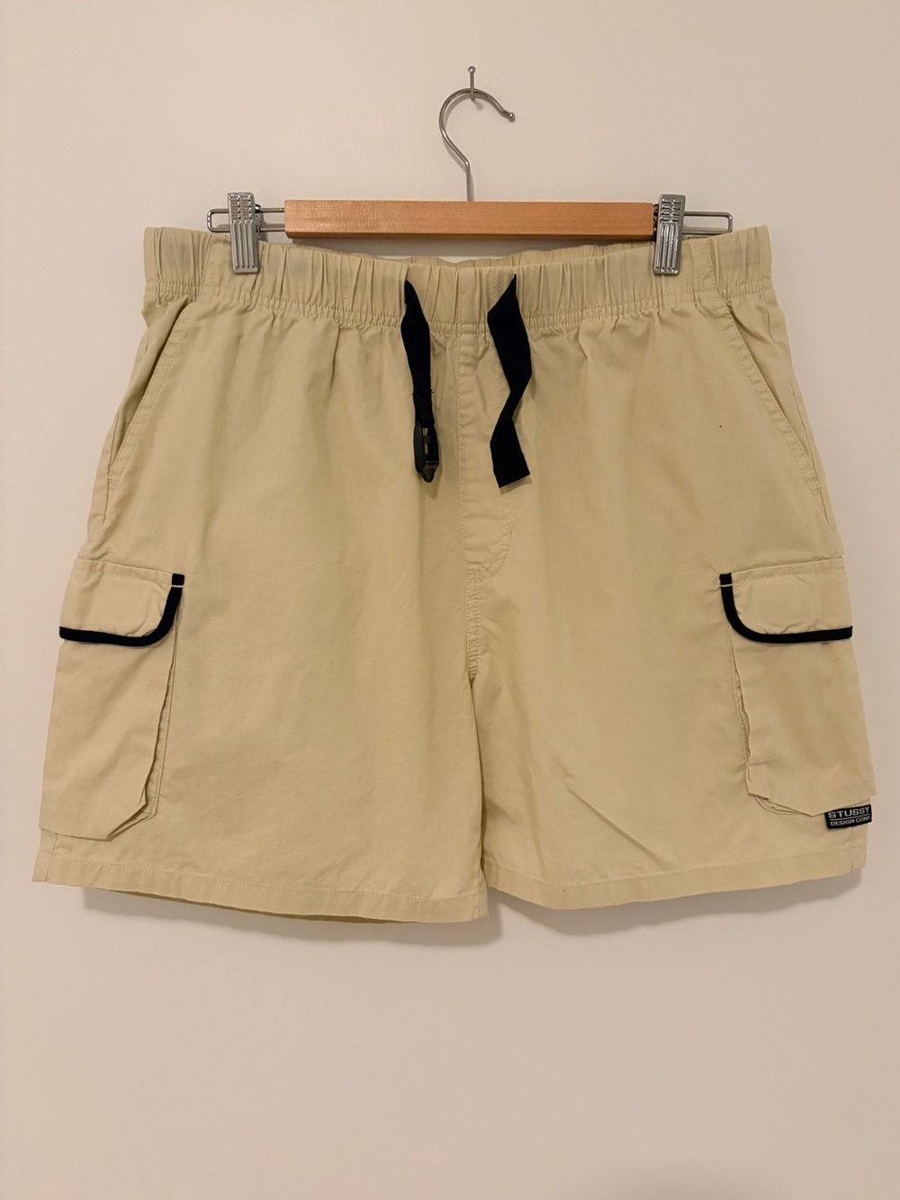 STUSSY Women’s Beige Cargo Shorts